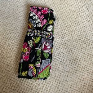 Like New! Vera Bradley Moon Bloom curling iron cov
